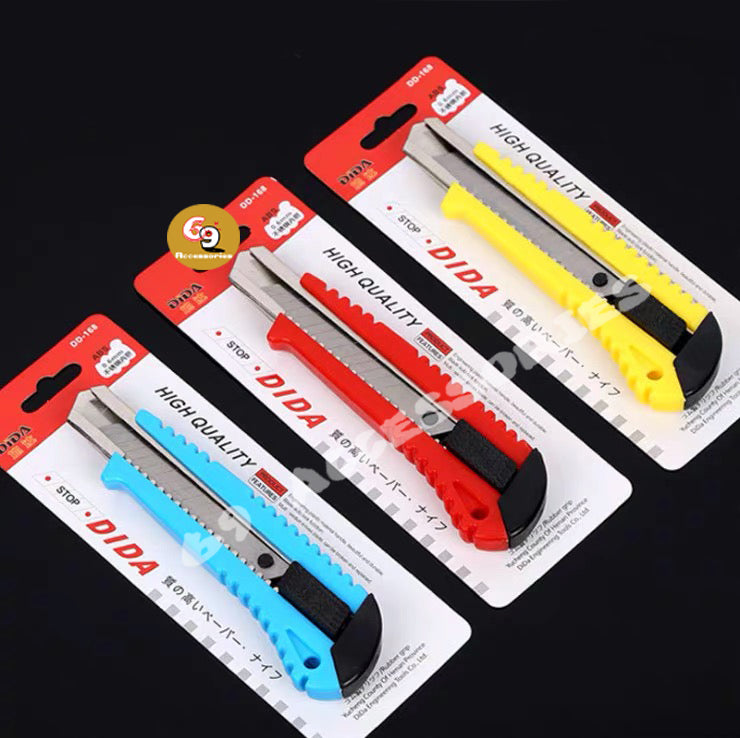 High Carbon Steel Sliding Blade
Knife PVC Handle Auto
Retractable Utility Knife Folding
Suitable for Art Crafts Hand Tools