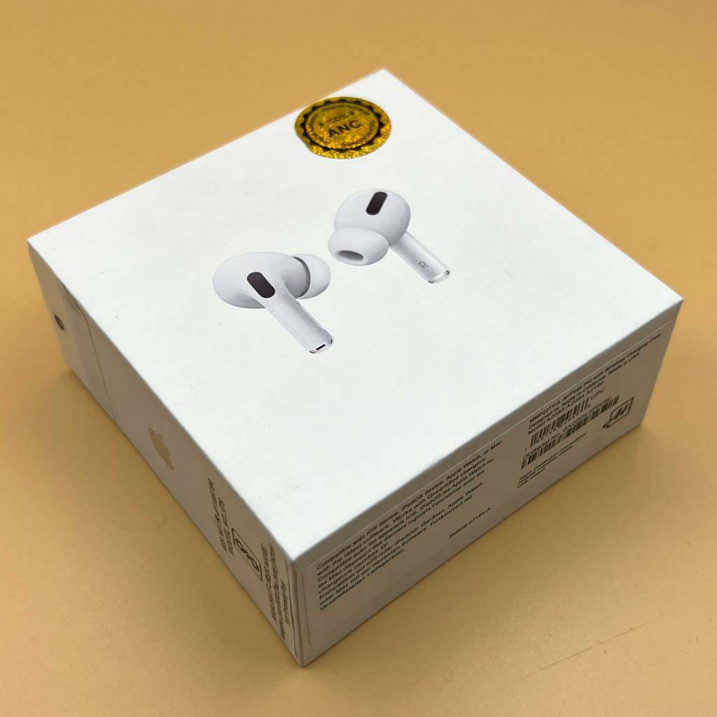 Apple Earphones
4th Generation