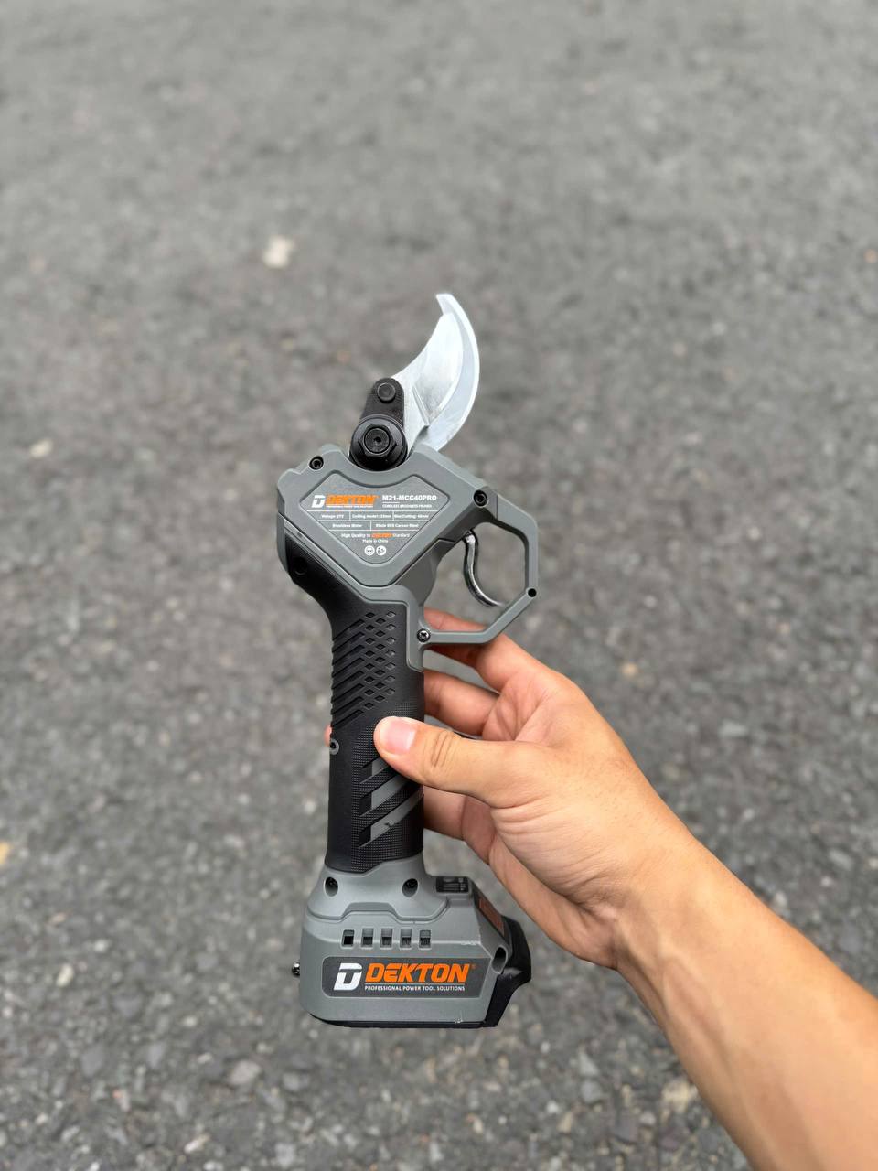 21V Cordless Pruner
