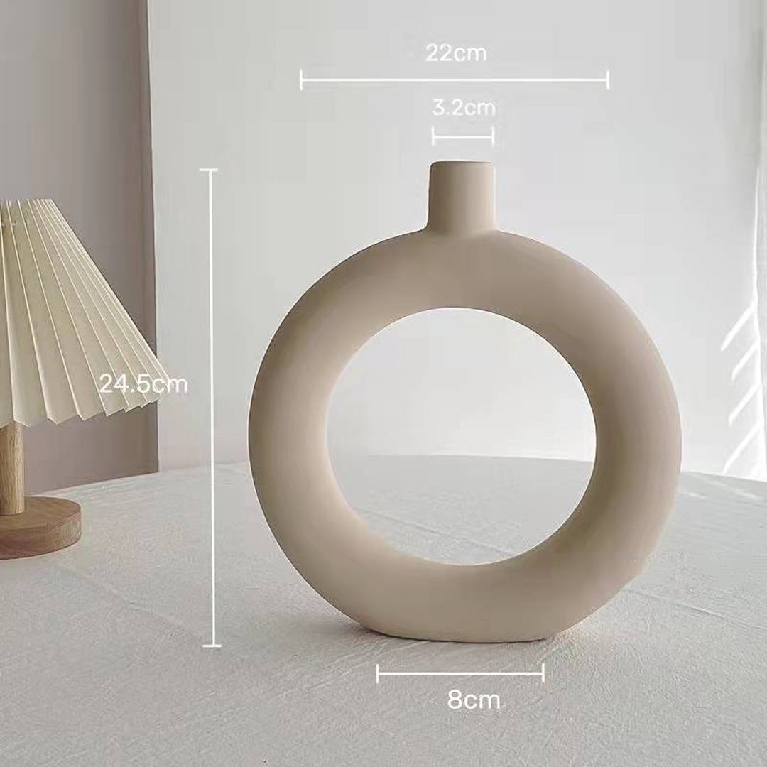 ceramic vase circle shape