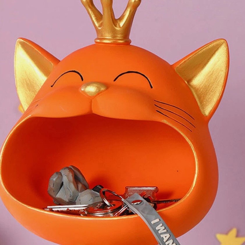 cat figurine (orange)