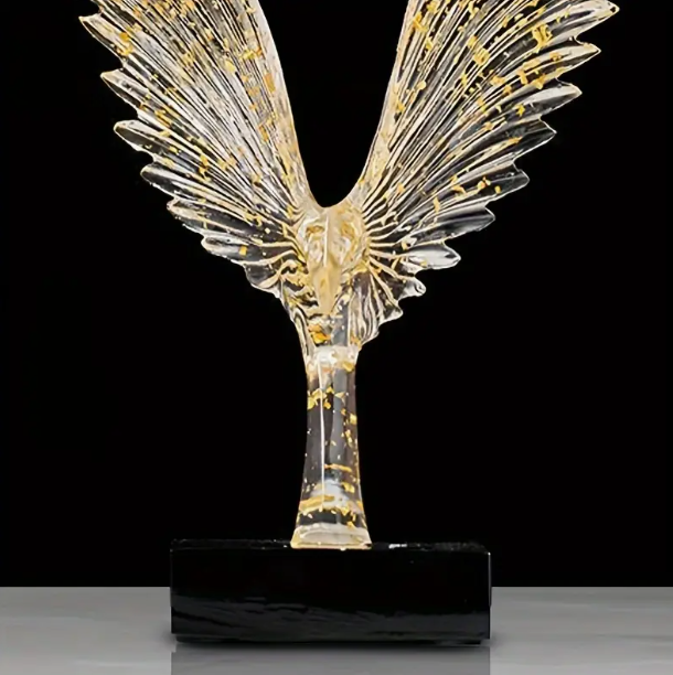 Roc Statue