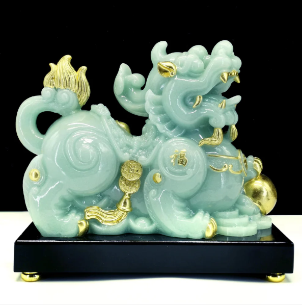 Pixiu Statue