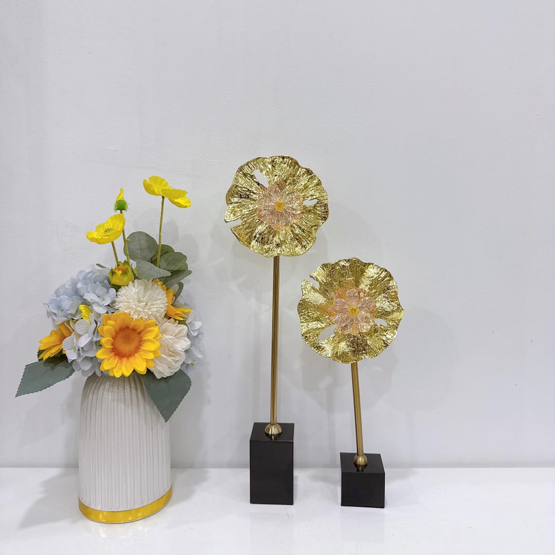 Metal and Crystal Flower (L)