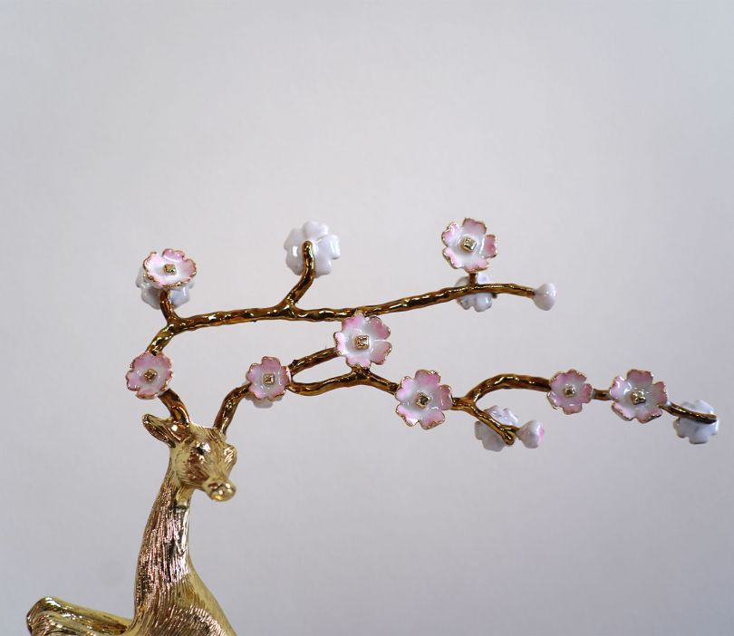 Deer Sculpture Alloy Ornament (L)