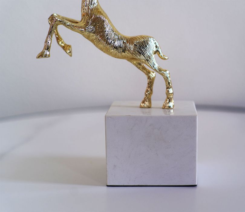 Deer Sculpture Alloy Ornament (L)