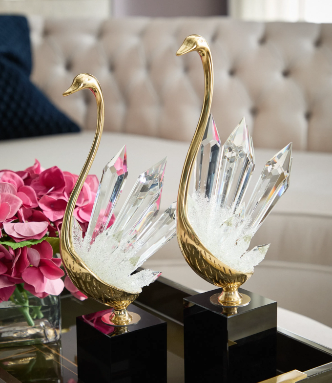Crystal Swan