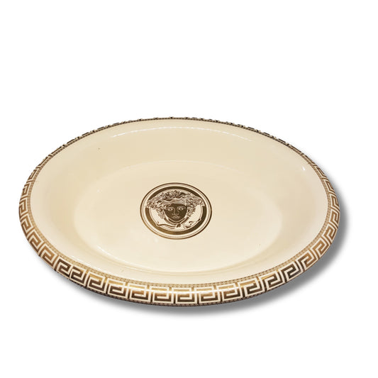 Oval fruit bowl with legs