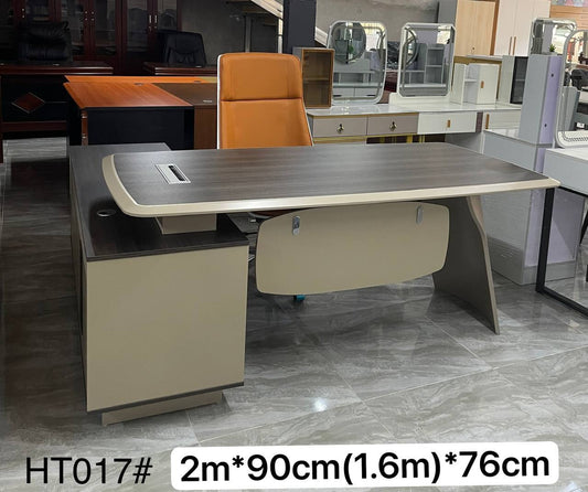 Executive Table (HT017)