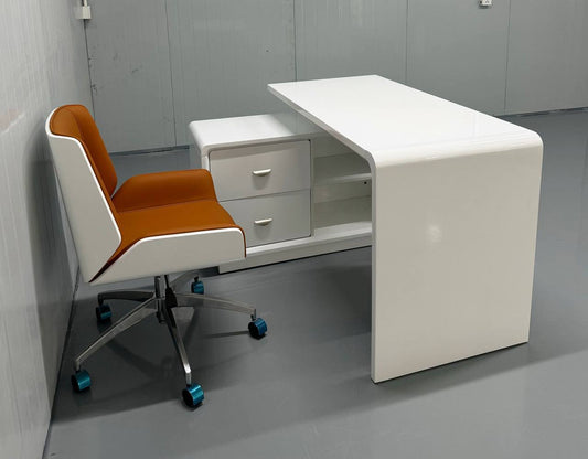 Executive Table (516)