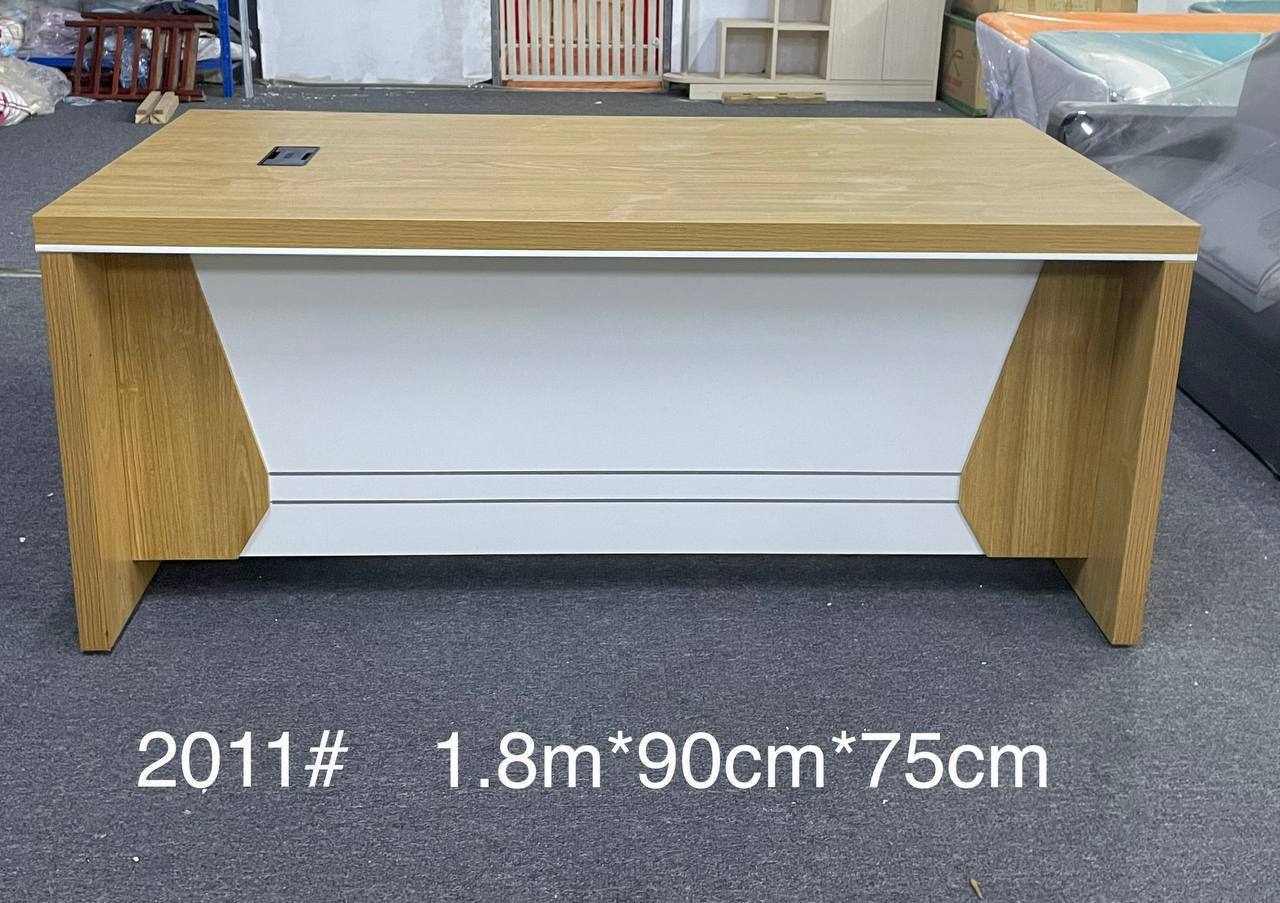 Executive Table (2011)