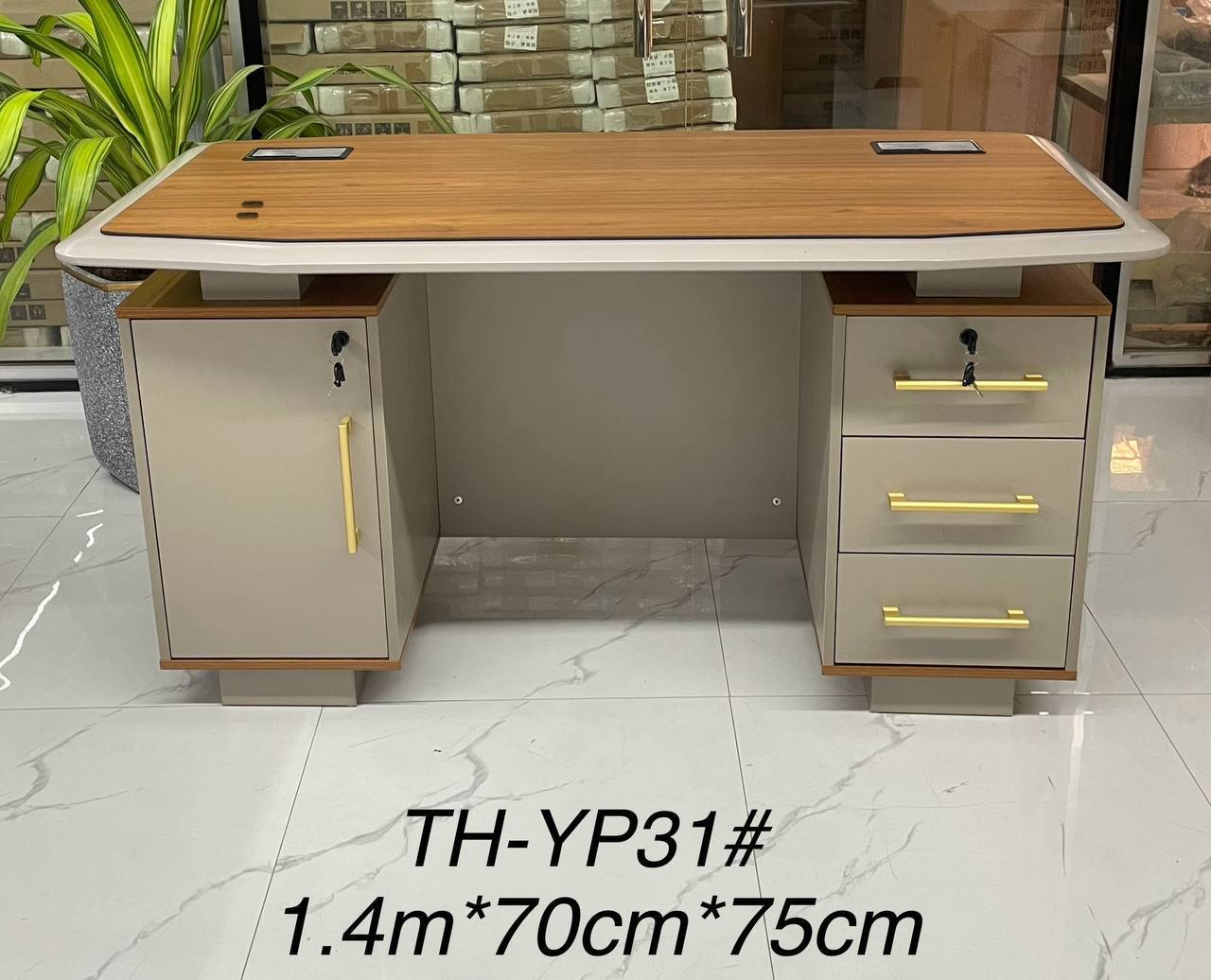 Executive Table (TH-YP31)