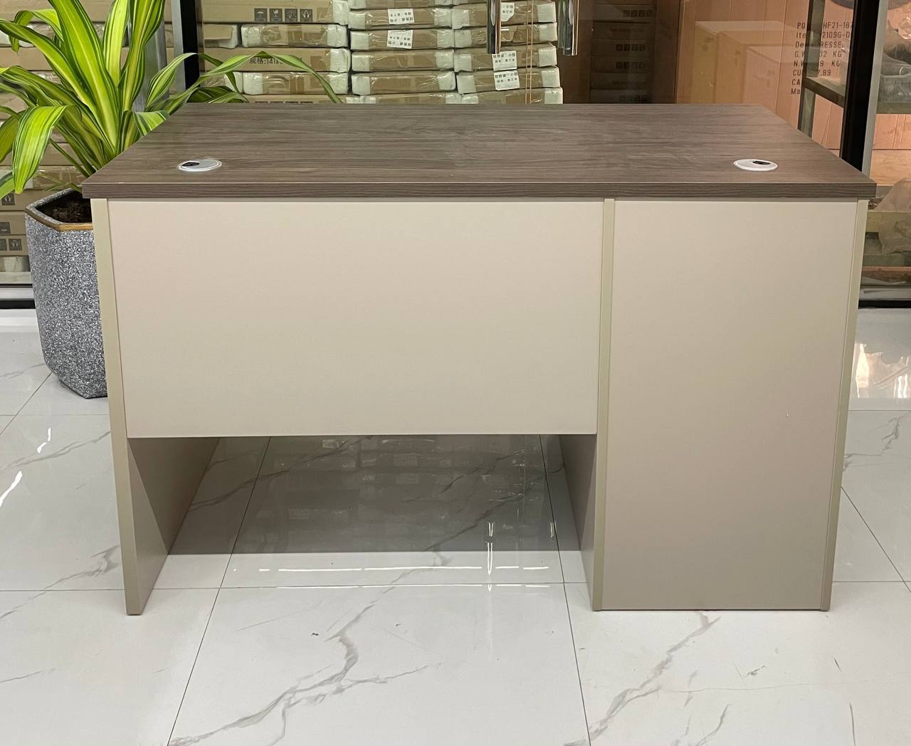 Office Table (8023)