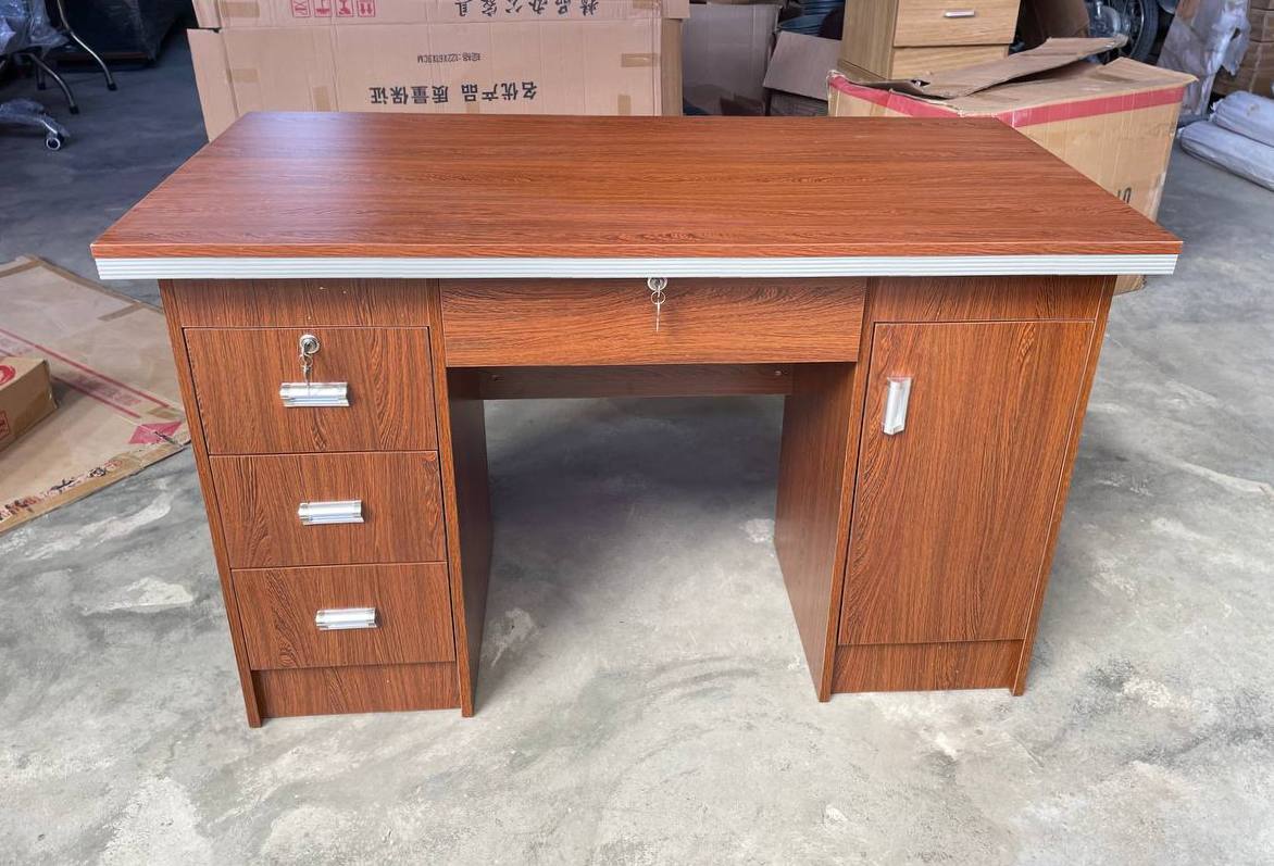 Office Table (8021)