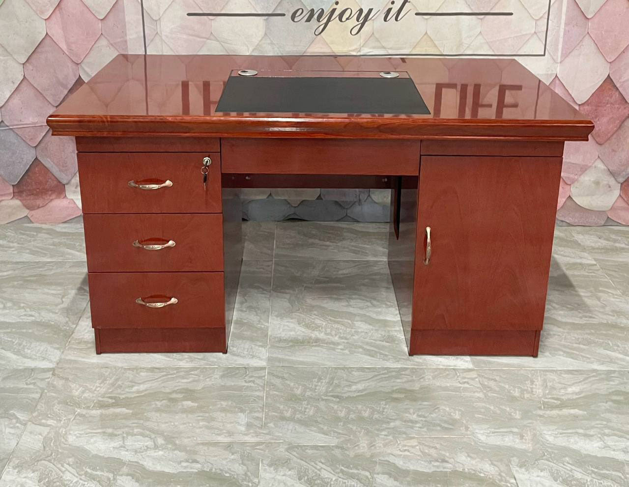 Executive Table (6030)