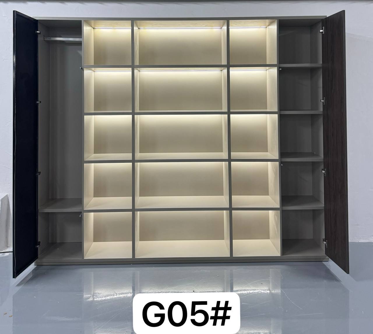 Book Shelf (G05)