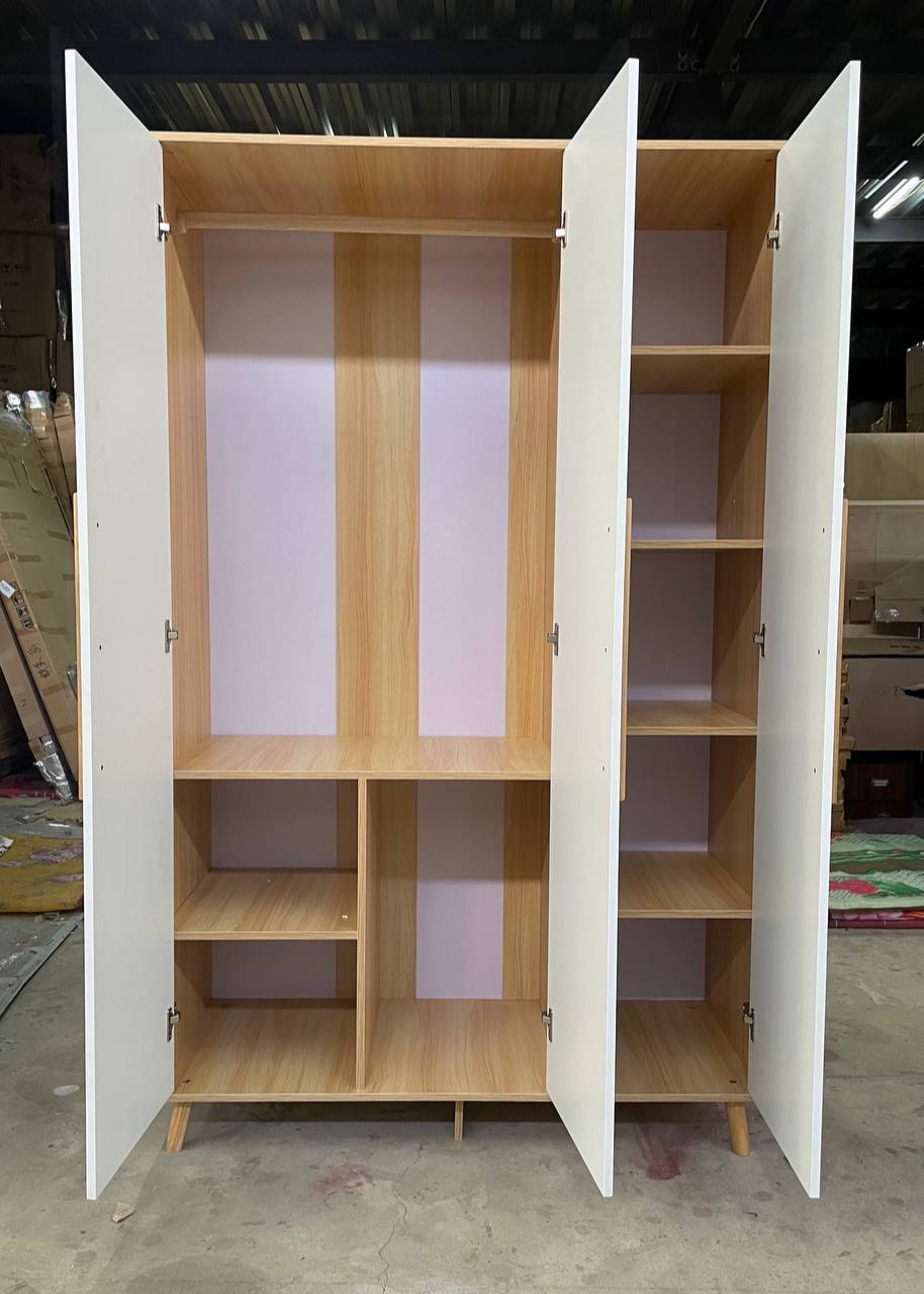Wood Wardrobes (Y90)