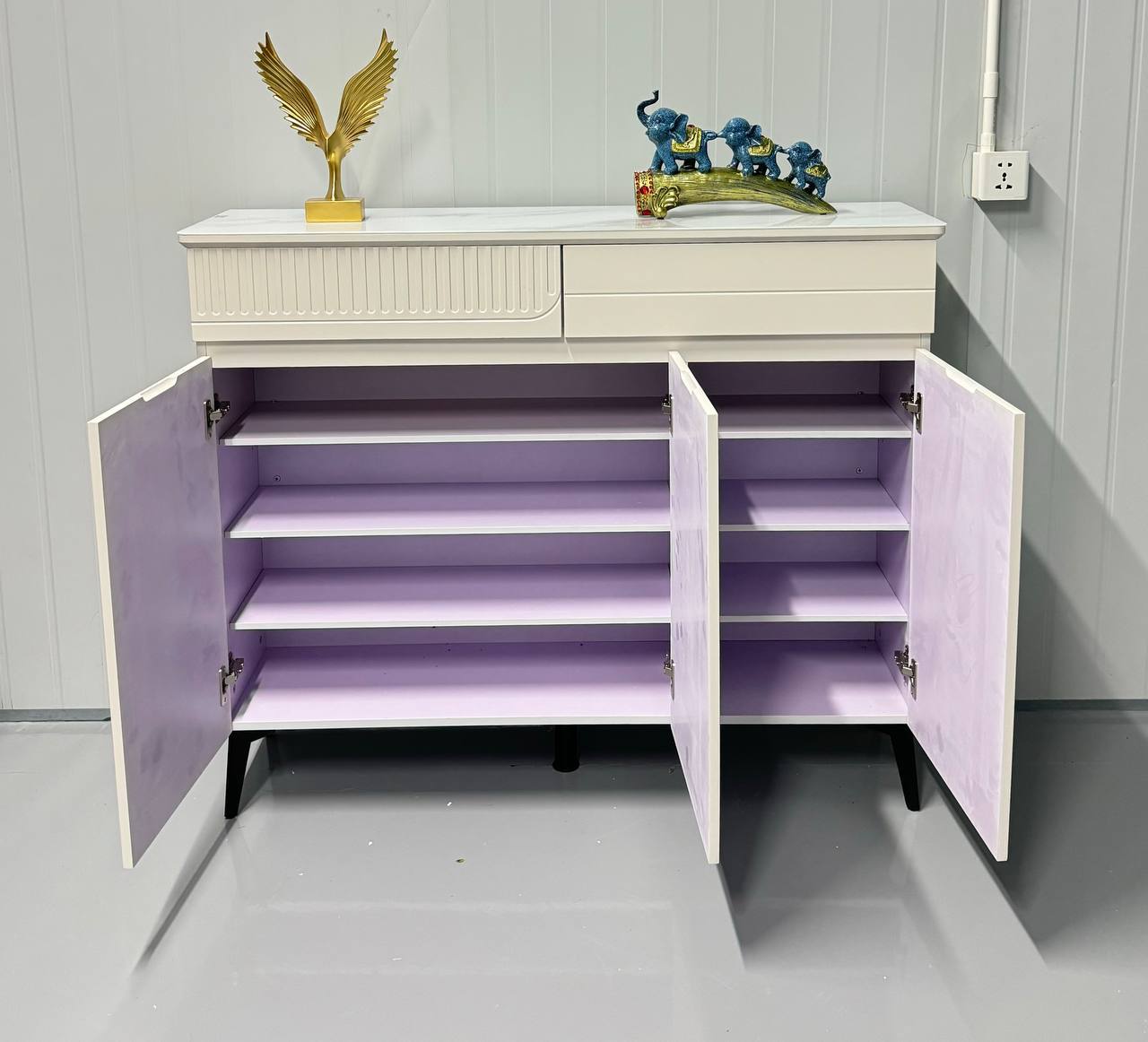 Shoe Cabinets (D1)