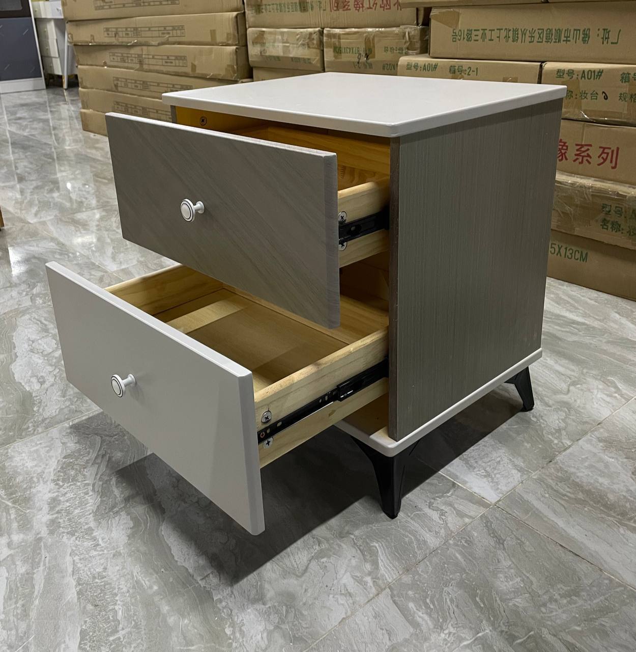 Bedside Tables (1109)