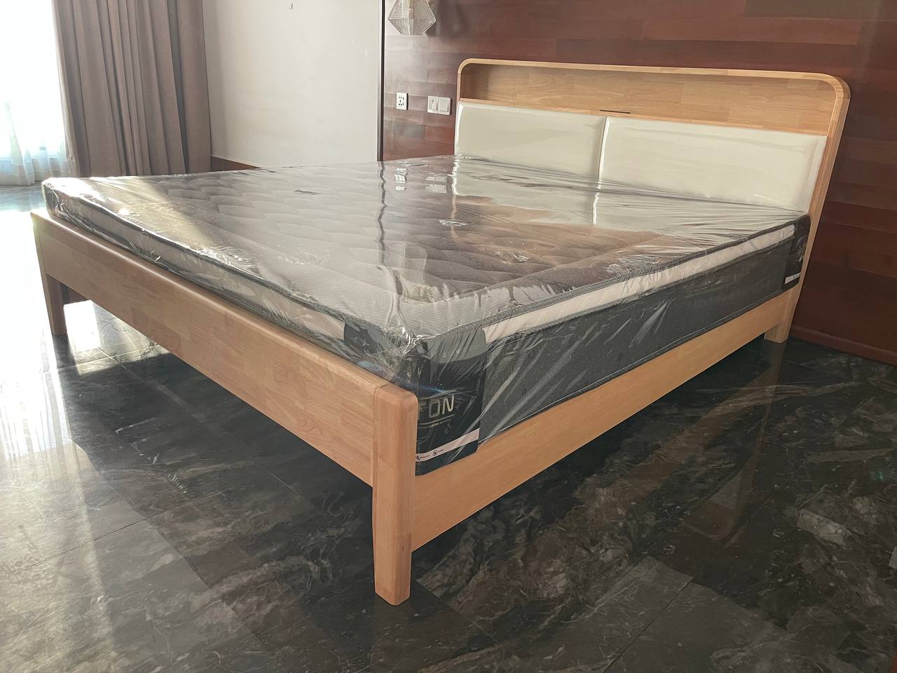 Bed (907 K3)