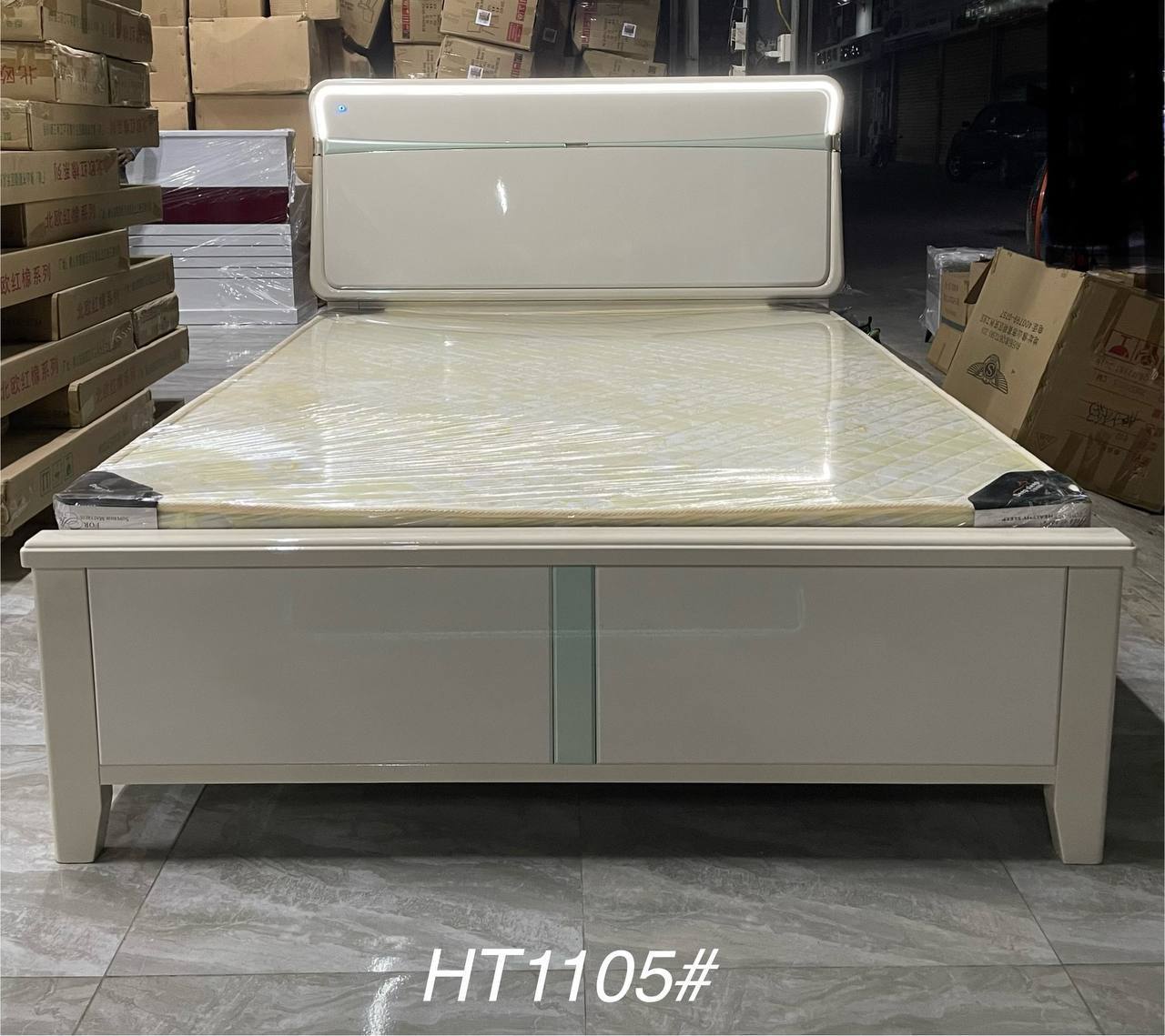 Bed (1109)