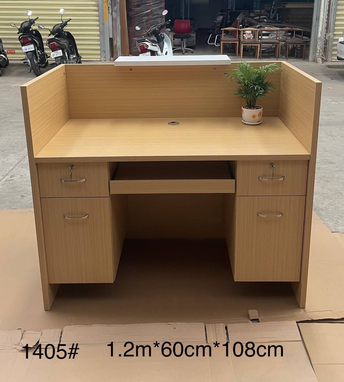 Reception Desk (1405)